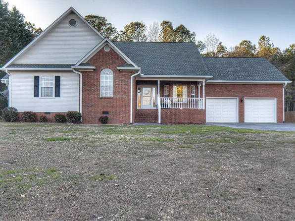 110 Golden Oaks Dr, La Fayette, GA 30728
