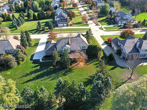 5th image of 11147 Fellows Hill Dr