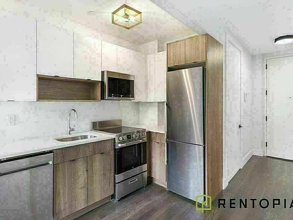 2nd image of 771 Lexington Ave #3G