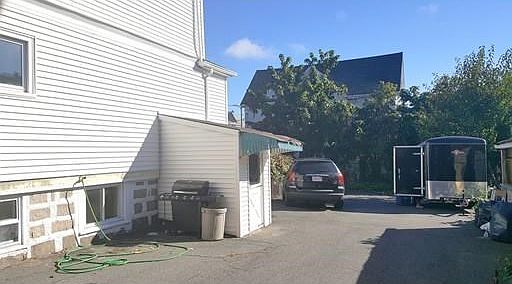 5th image of 90 Deane St