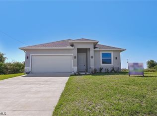 9006 S Castle Cir, Labelle, FL 33935