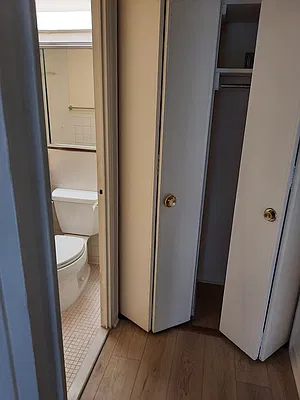 Rented by Bank Neary | media 20