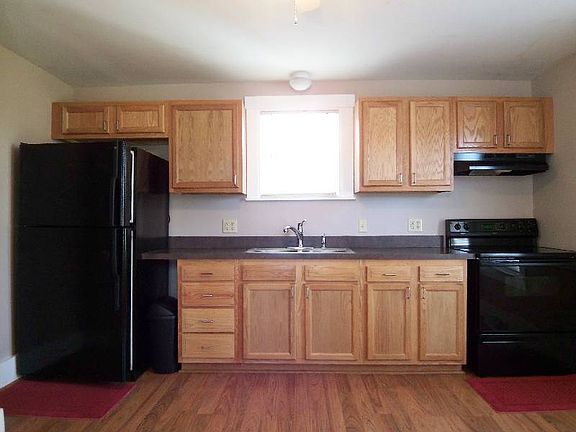 2nd image of 7848 Senseney Ave