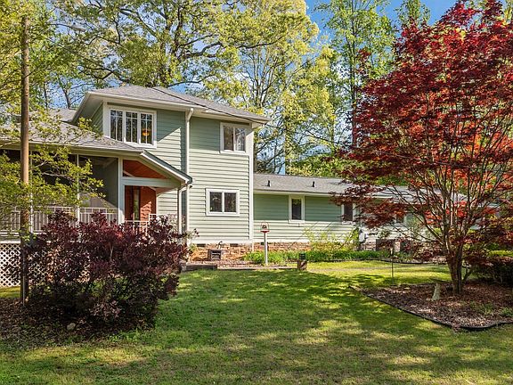 4th image of 373 Sagamore Dr