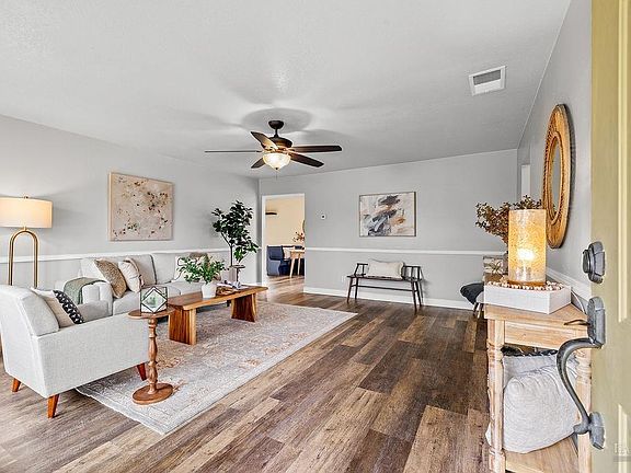 3rd image of 8496 Lancaster Drive