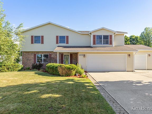 4th image of 1594 Louva Ct