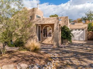 1038 Vassar Dr NE, Albuquerque, NM 87106