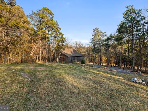 6005 Page Valley Rd, Luray, VA 22835
