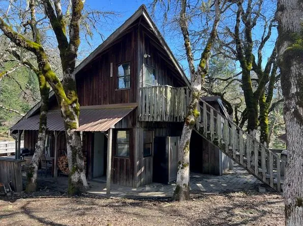 1922 Burr Valley Rd, Bridgeville, CA 95526