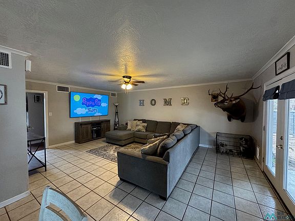 3rd image of 1207 W Ural Dr