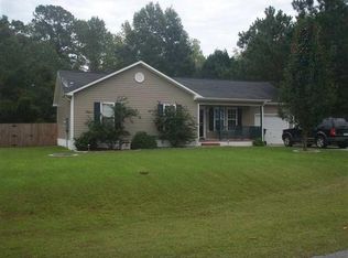 117 Waterfall Dr, Jacksonville, NC 28540