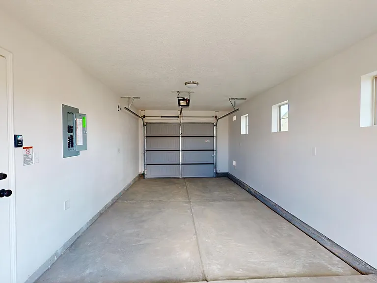 2 Bed Contemporary Town Homes in Fantastic North Valley Community — Photo 50