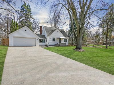 1745 Petrolia, West Bloomfield, MI, 48324