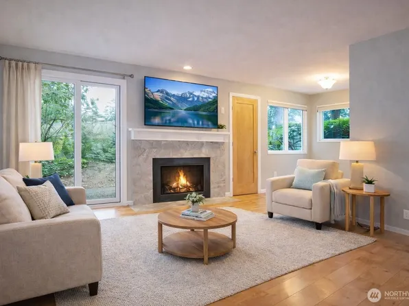 3041 127th Place SE #G12, Bellevue, WA 98005