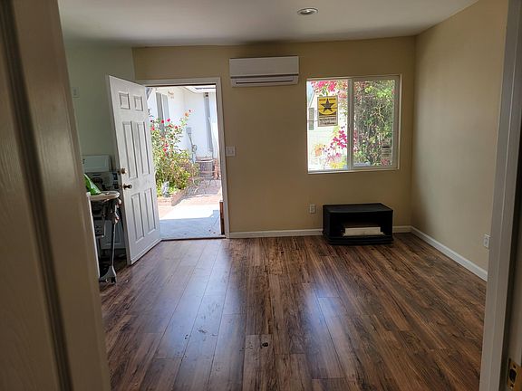 3rd image of 1652 W 215th St #1652