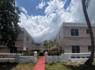 31 Navarre Ave #9, Miami, FL 33134