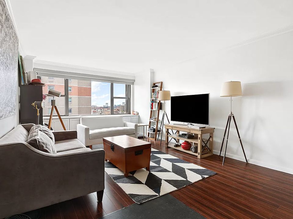 1st image of 115 E 9th St APT 14D
