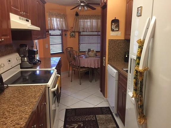 3rd image of 1200 SW 124th Terrace #107 O