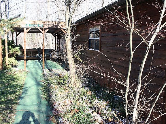 5th image of 16562 Pine Valley Dr