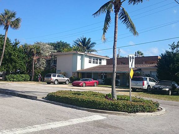 2nd image of 512 Se 20th Avenue