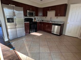 5563 Edsel St, Harrisburg, PA 17109