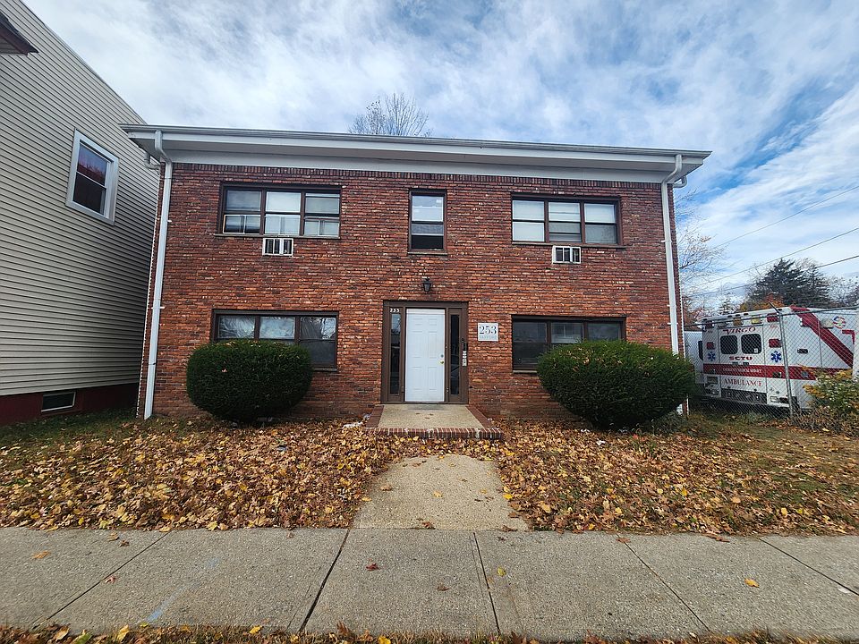 1st image of 253 Sanford St #2A