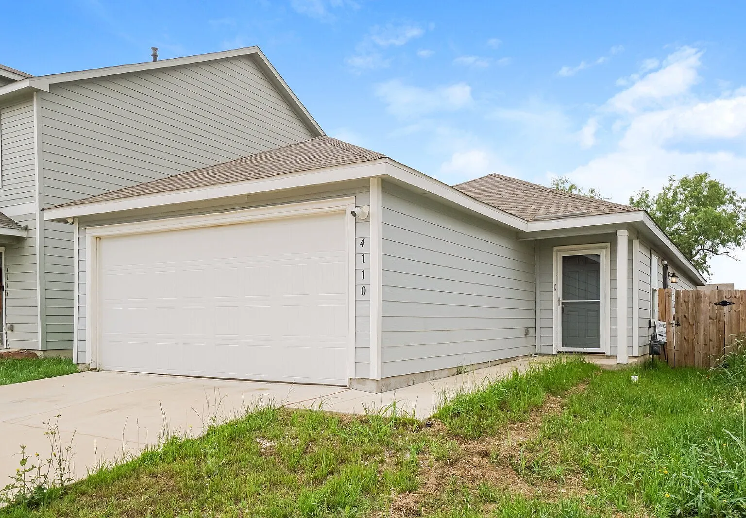 4110 Cross Current — Photo 1