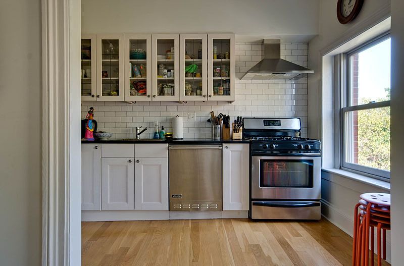 2nd image of 358 Carlton Ave #3
