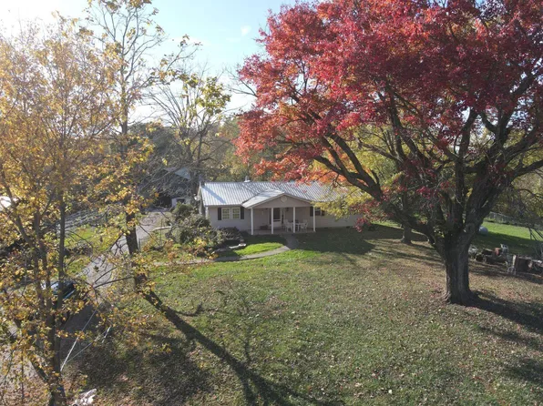 6033 Red Hill Rd, Livingston, KY 40445