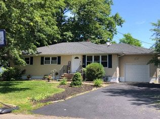 12 Willow St, Hazlet, NJ 07730