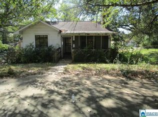 915 8th Ave, Midfield, AL 35228