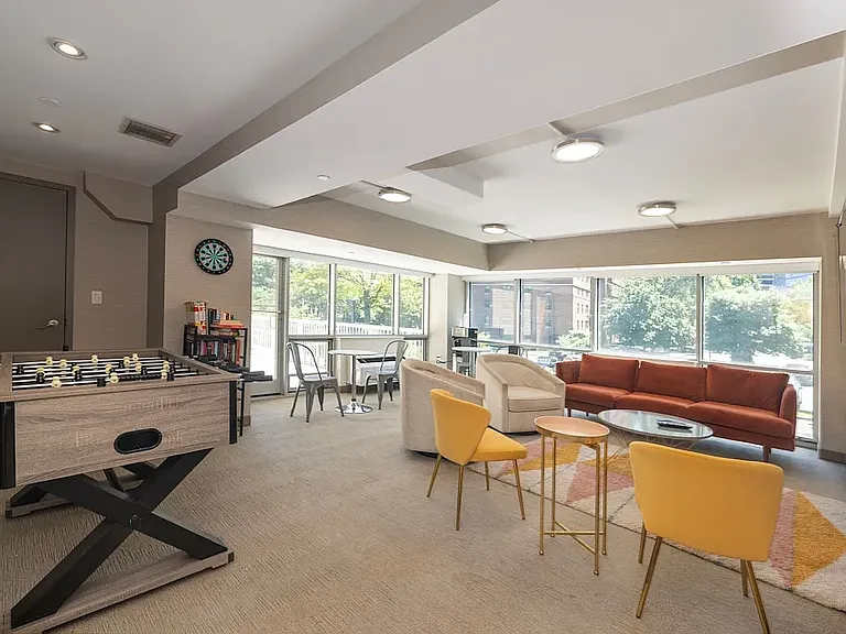 218 Myrtle Ave #3D — Photo 8