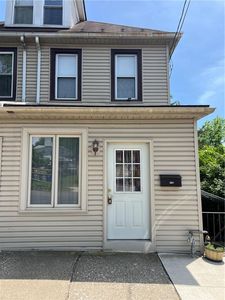 225 E Saint Joseph St, Easton, PA, 18042