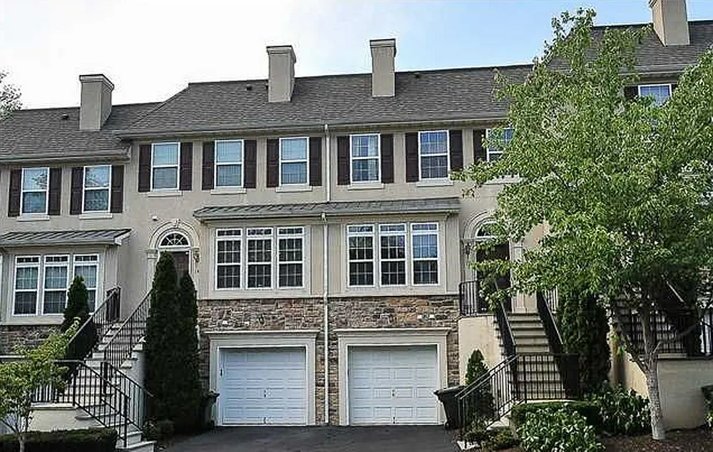 2 bed, 1800 sqft, $3,995 — Photo 1
