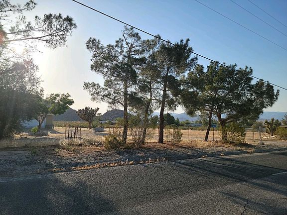 4th image of 9048 Mesa Rd