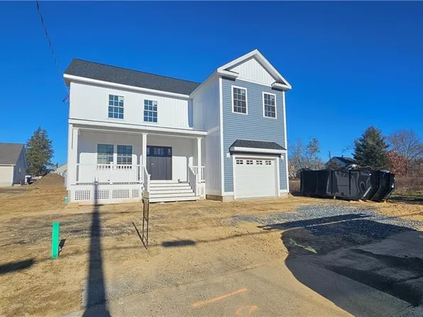 68 Burnside Ave E, Providence, RI 02915