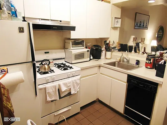 Rented by Citi Habitats | media 5