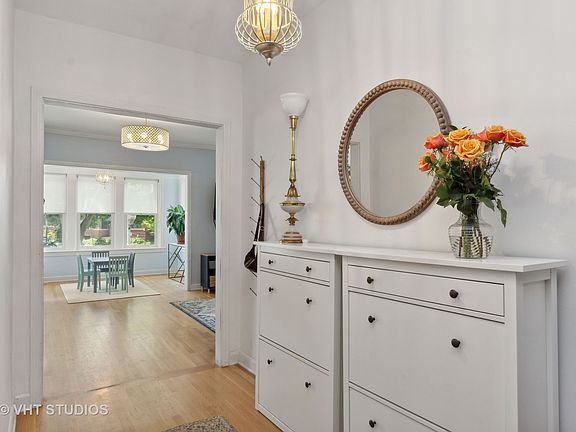 2nd image of 2764 W Giddings St #1