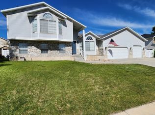 9166 S Targhee Dr, West Jordan, UT 84088