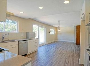 3945 United Rd, Agoura Hills, CA 91301