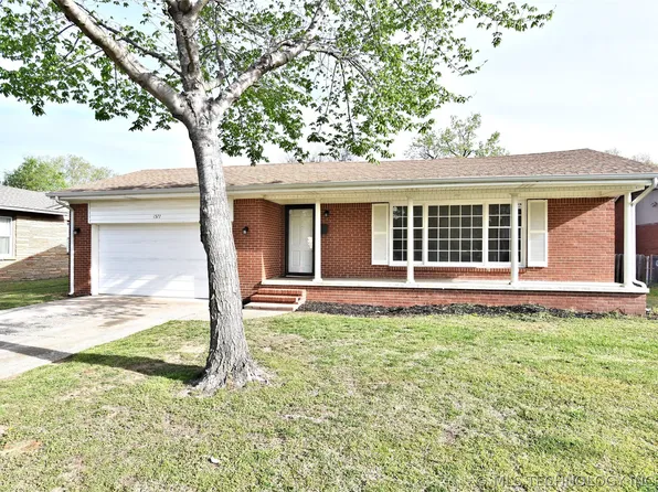 1577 E 60th St, Tulsa, OK 74105