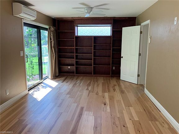 4th image of 12690 Glen Hollow Dr