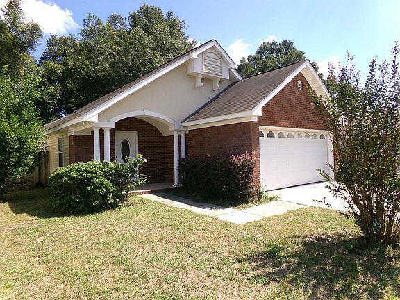 3rd image of 4579 Deslin Dr