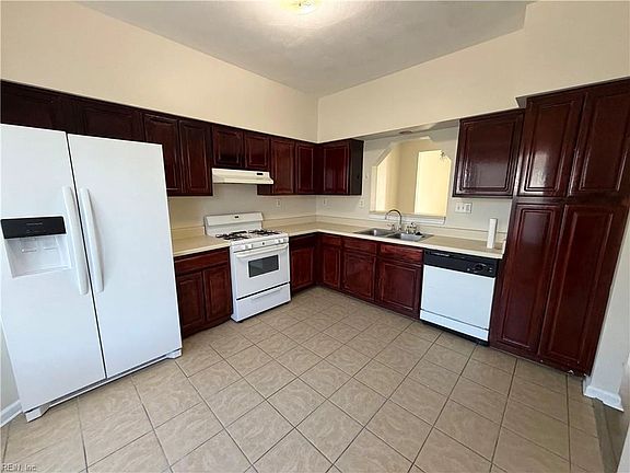 5th image of 9 Reef Ct