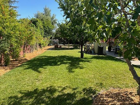 3rd image of 2356 Maywood Ave