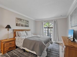 13496 Fountain View Blvd, Wellington, FL 33414