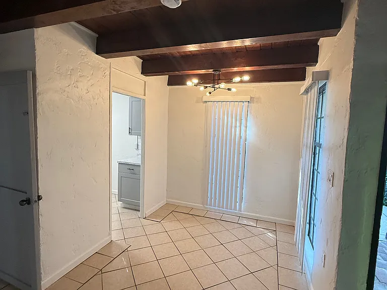 251 Hamilton St — Photo 3