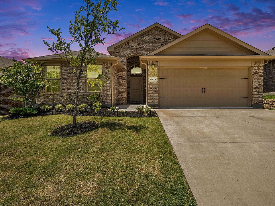 1st image of 9233 Herringbone Dr