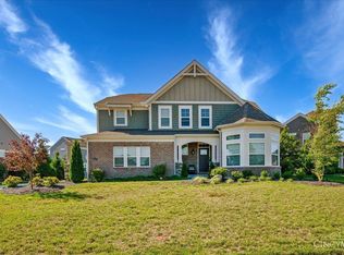 1471 Golf Club Dr, Lebanon, OH 45036