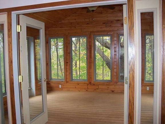 floor to ceiling windows